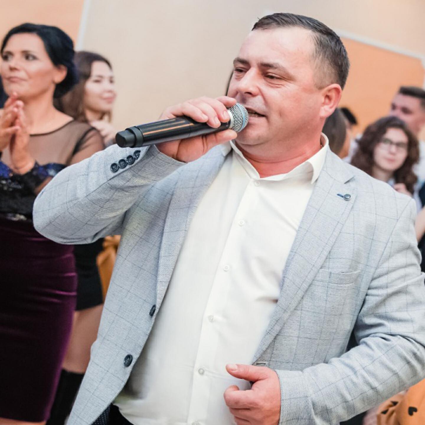 SORINEL DE LA PLOPENI - Vulpita Si Viorel, Vulpita Acces Direct