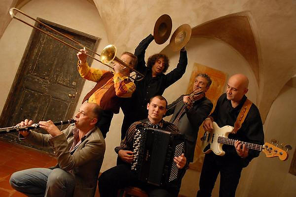 Zamballarana все песни в mp3