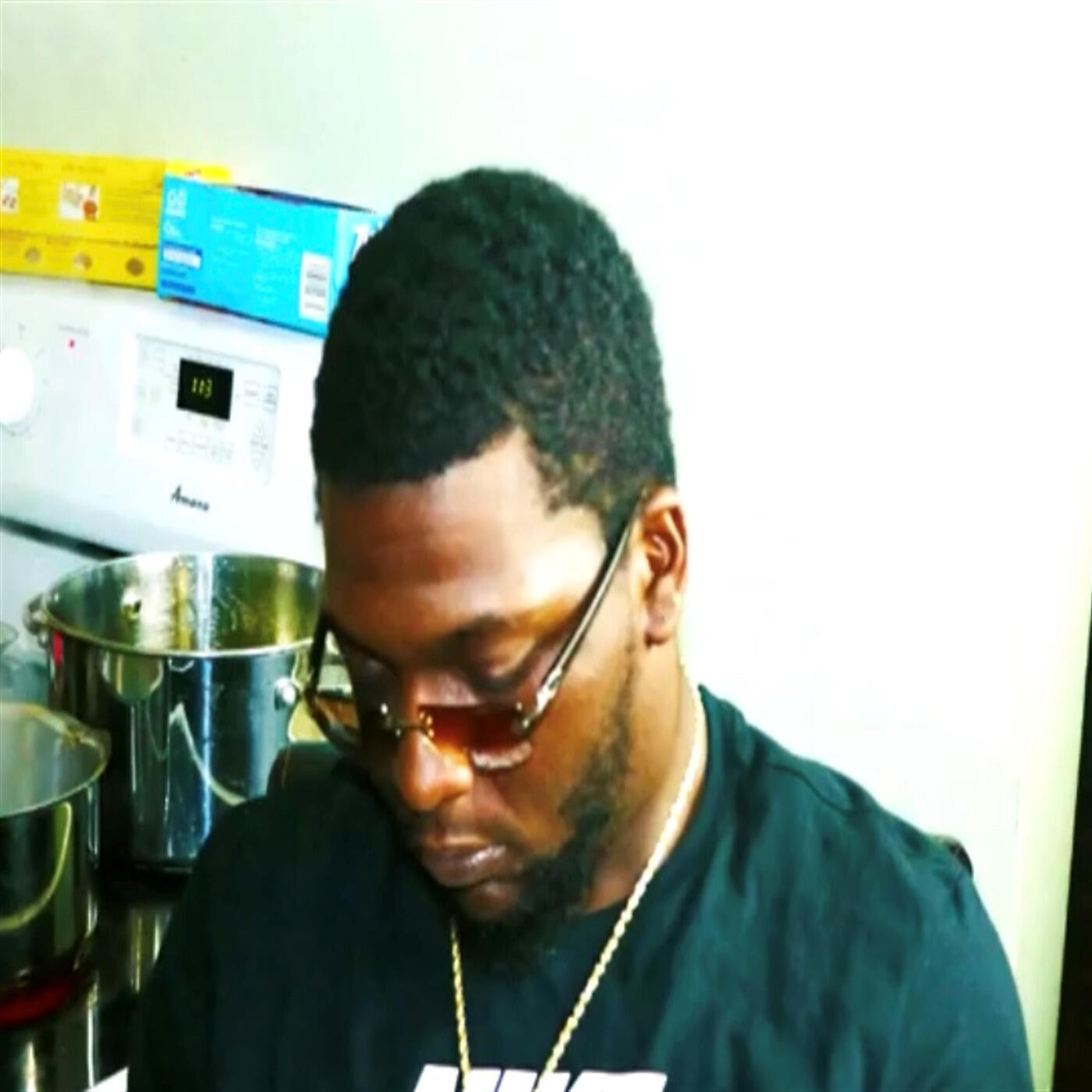 Grindhard E - Hit It Too Hard