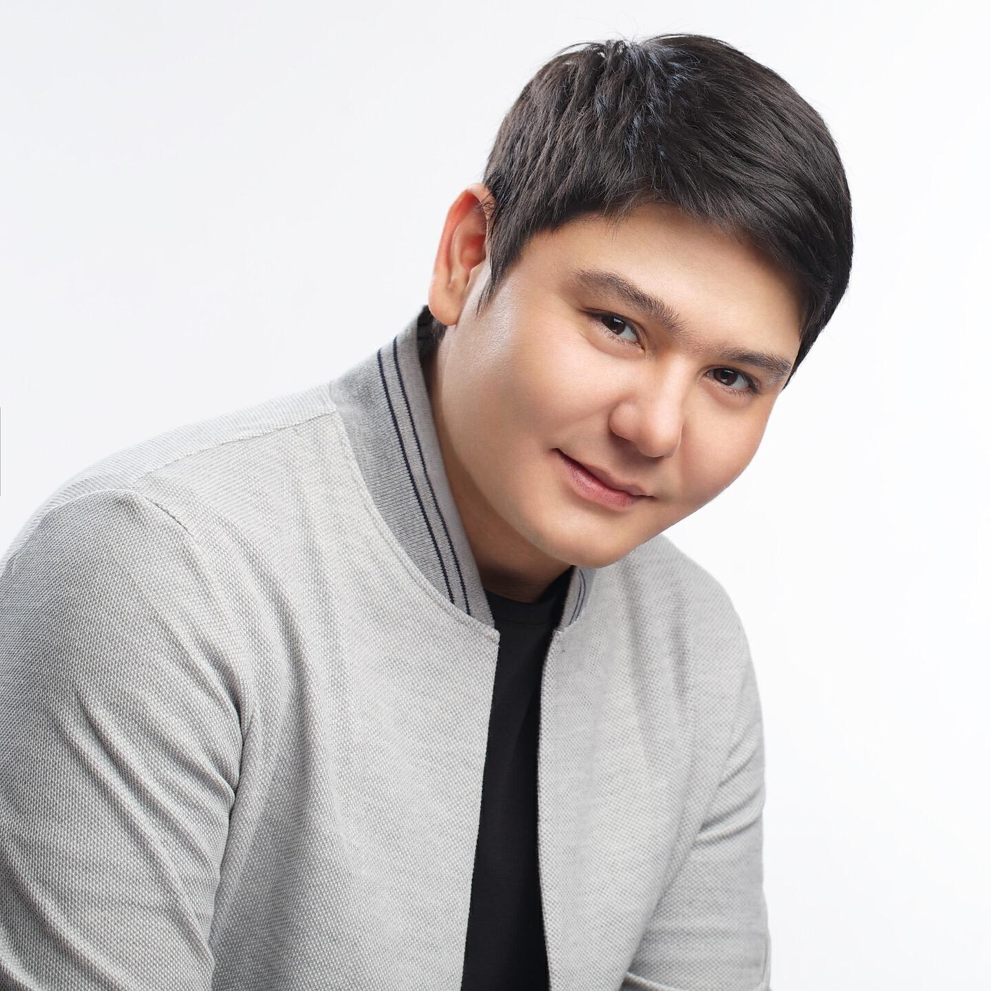 казахский певец. бейбут певец казахстан. бейбут алибеков. муксенов бейбит. бейбит.