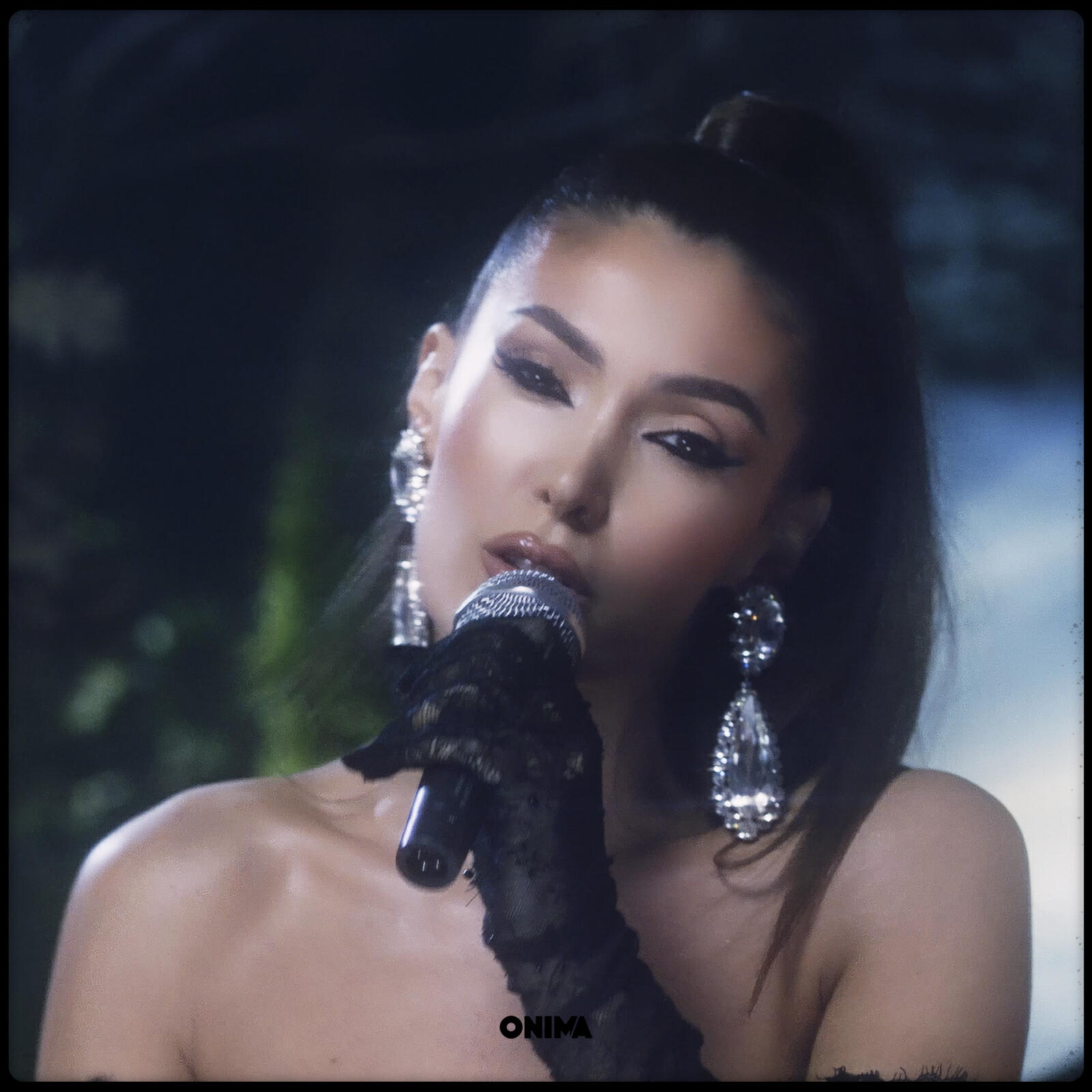 Nora Istrefi - Asni gote (Acoustic Session)