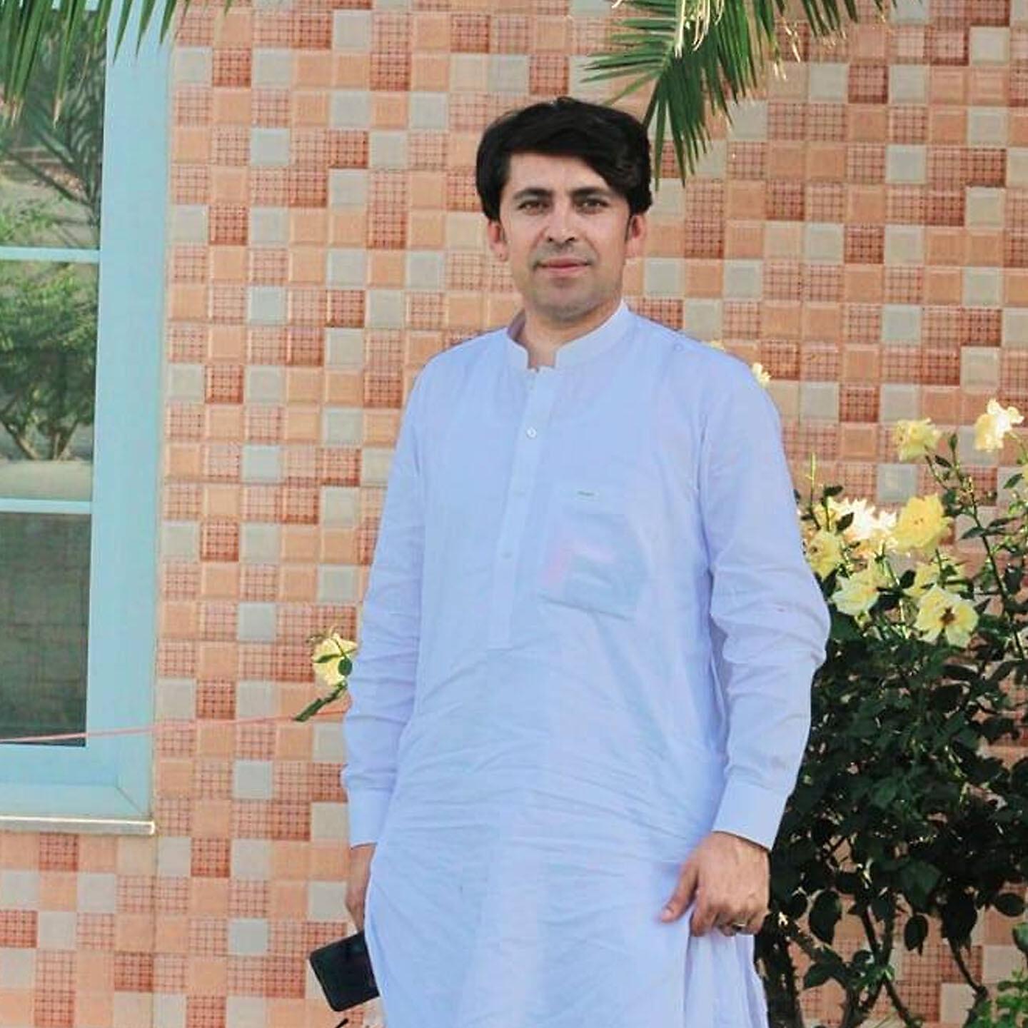 Wazir Pardes - Star De Tol Playeran