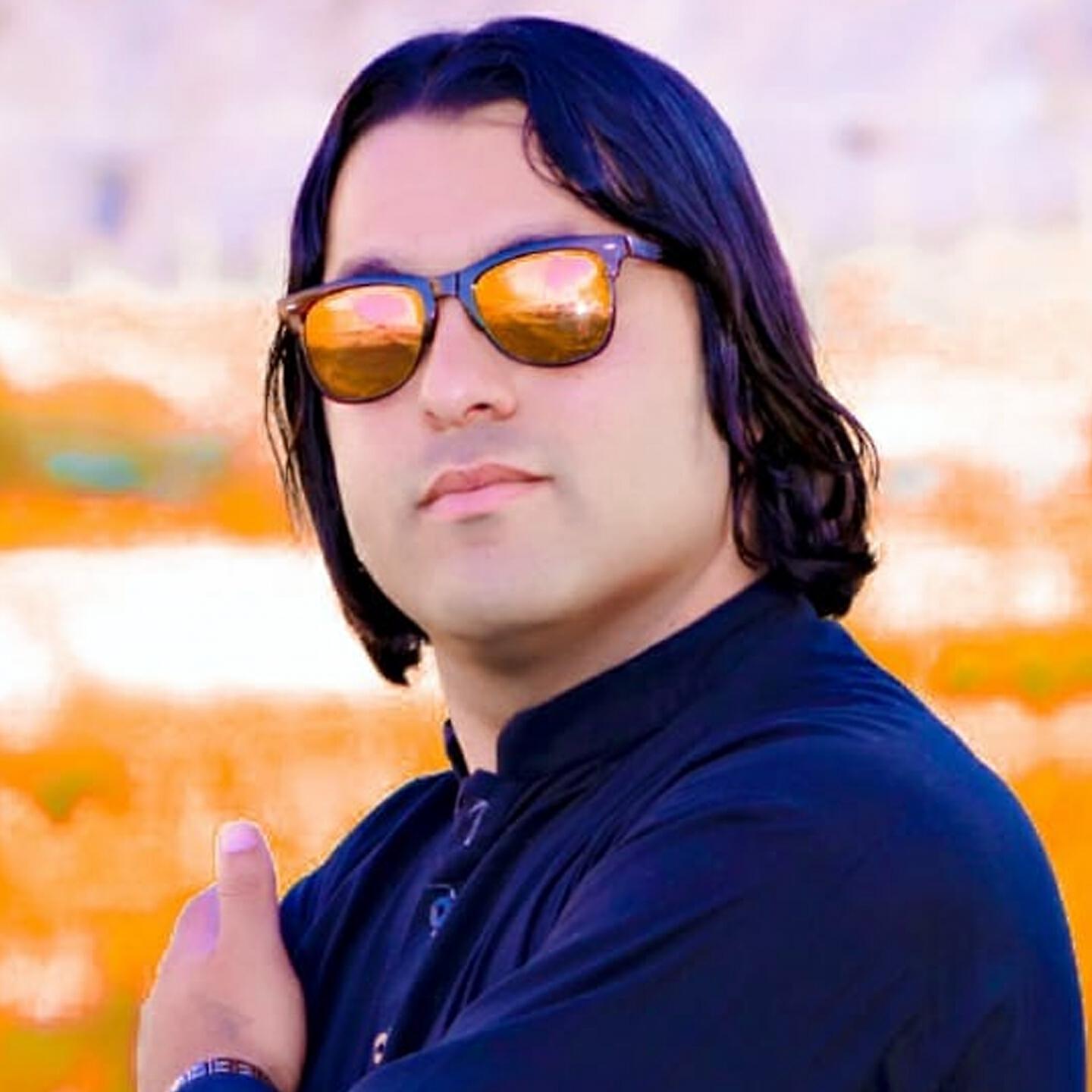 Hameed Zaheer - Aus Ma Qurban Ye