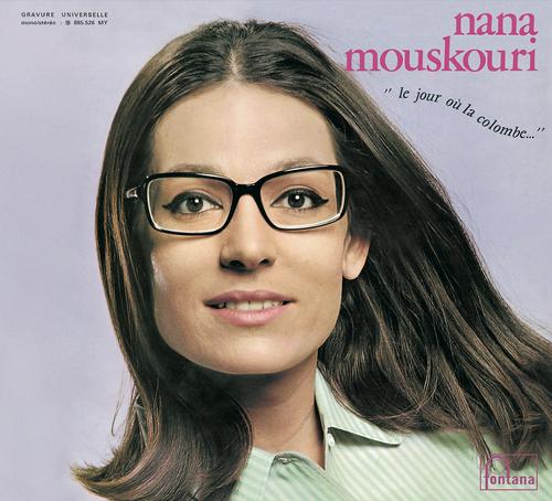 Nana Mouskouri - Robe bleue, robe blanche