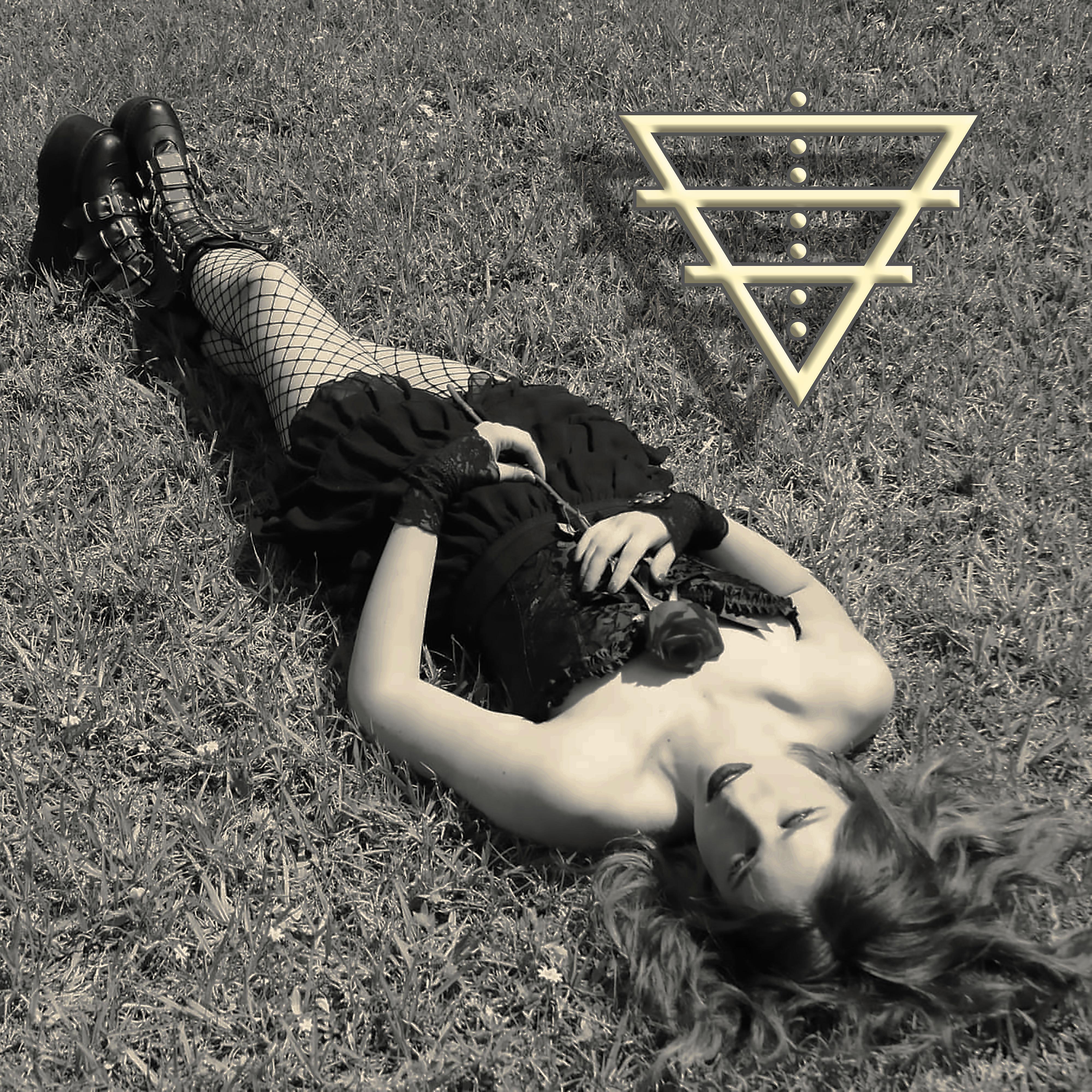 Elizabeth Deitz - On My Own