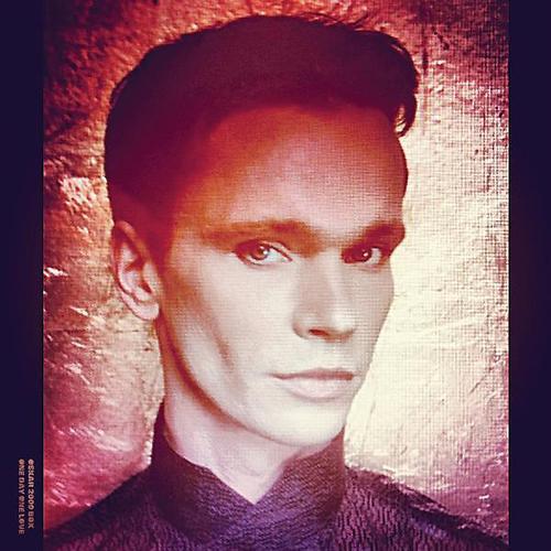 Oskar 2000 Box - One Day One Love (Digital Underground Remix)