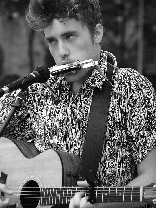 Kaurna Cronin все песни в mp3