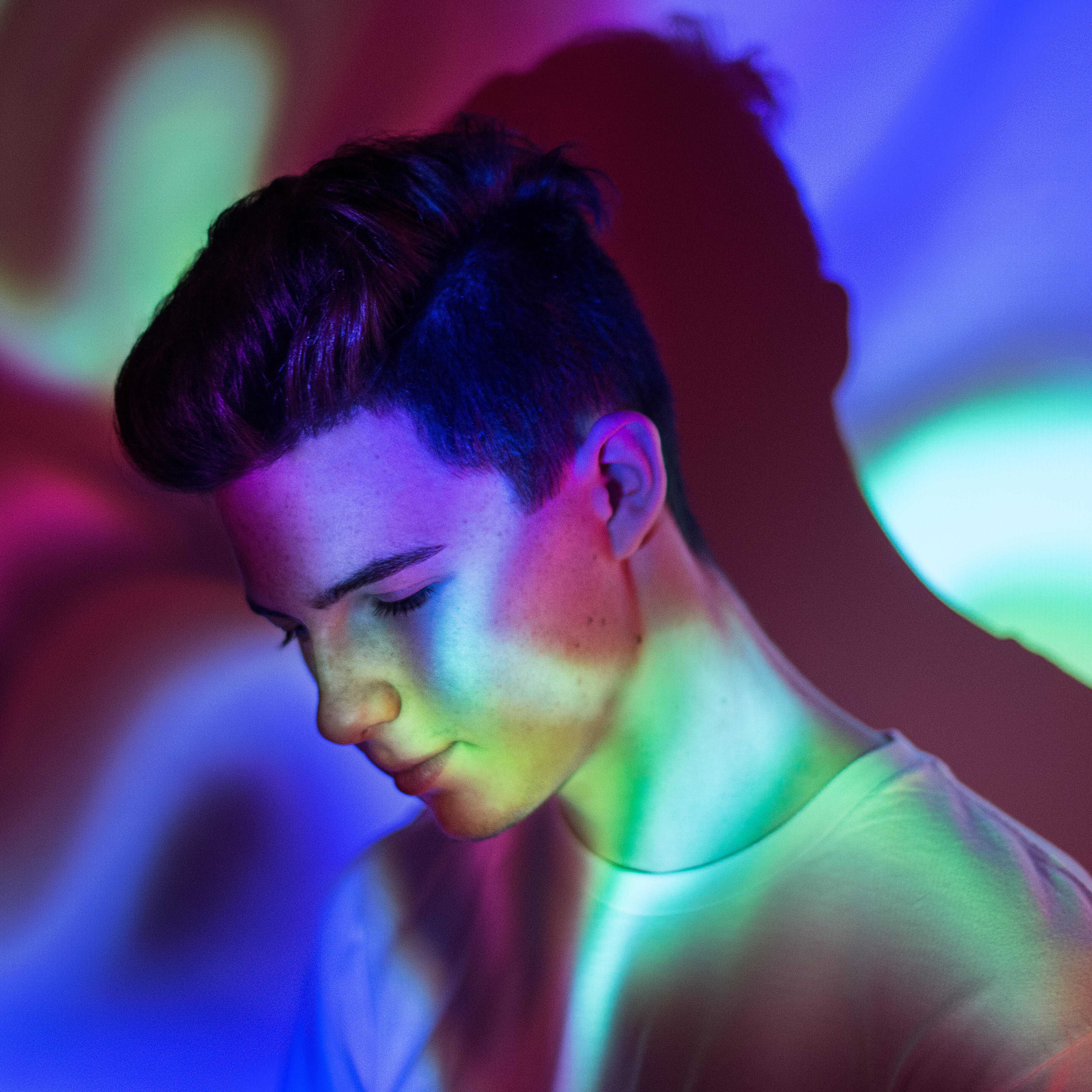 Petit Biscuit все песни в mp3