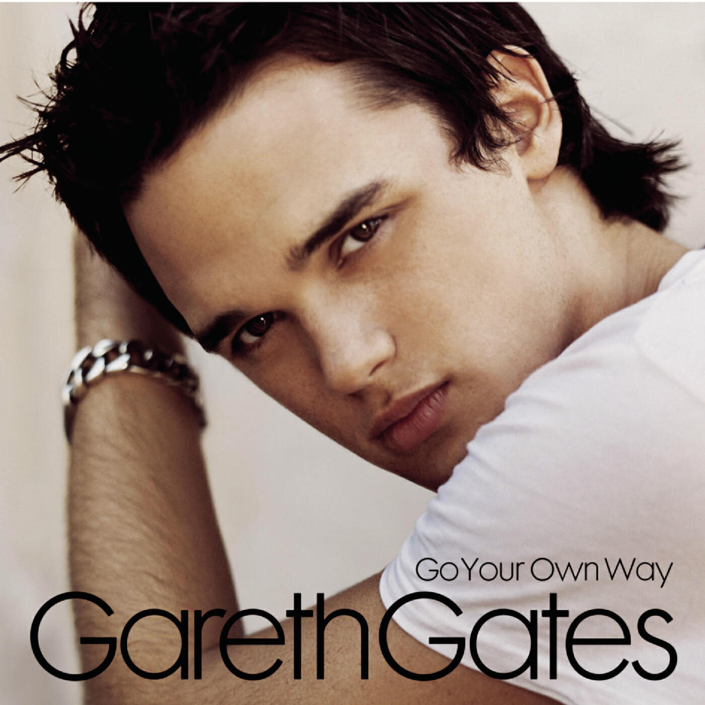 Gareth Gates - Spirit In The Sky (With Special Guests 'The Kumars')