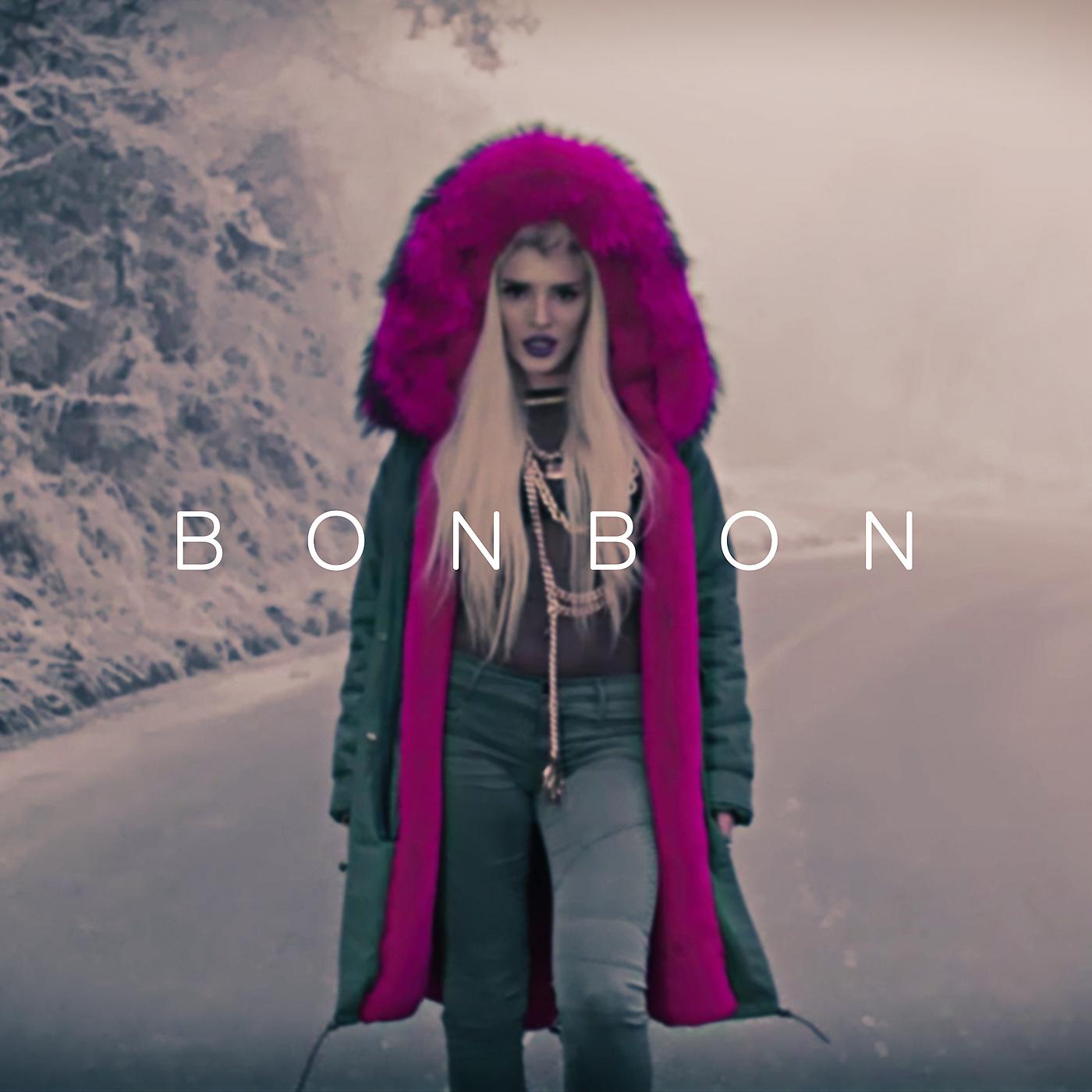 Бон бон клип. Era Istrefi Bonbon. Era Istrefi - Bonbon Bonbon. Era Istrefi 18. Era Istrefi Bonbon капюшоном.