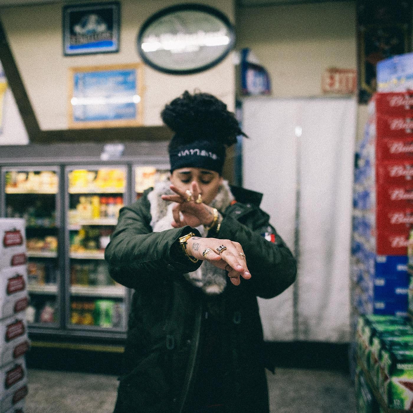 Knoxxy - Red Dot (feat. Els)