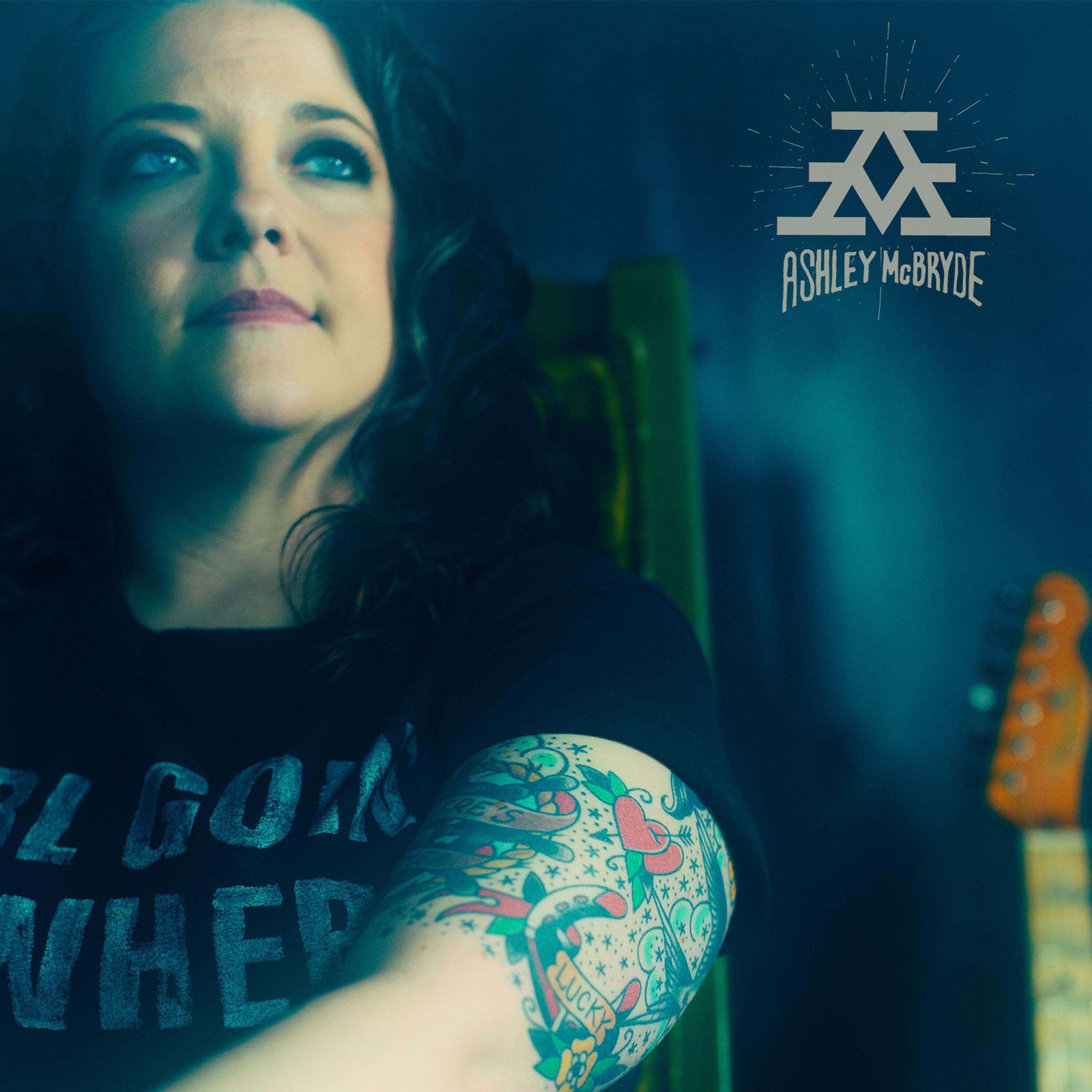Ashley McBryde - A Little Dive Bar in Dahlonega