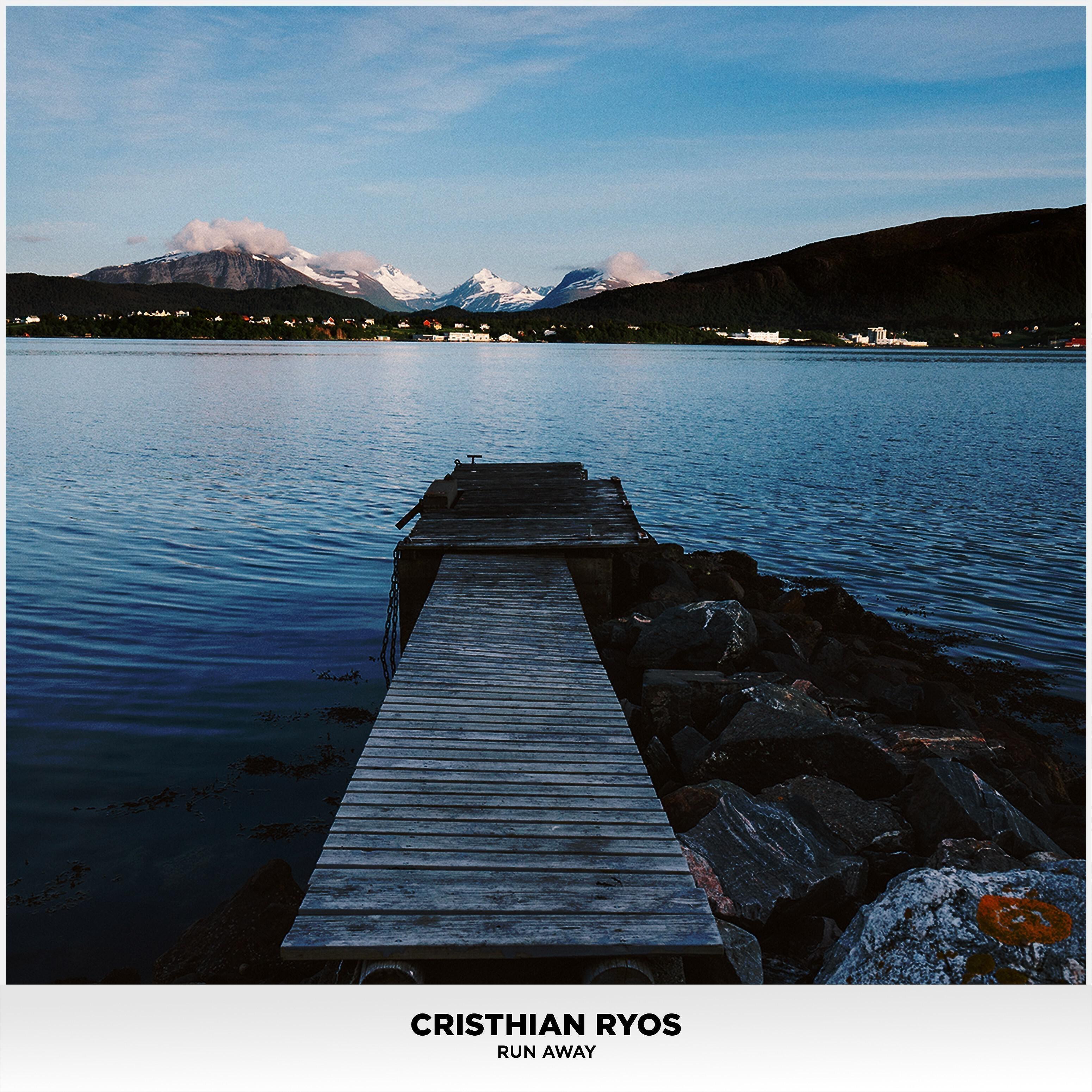 Cristhian Ryos - Run Away (Extended Mix)