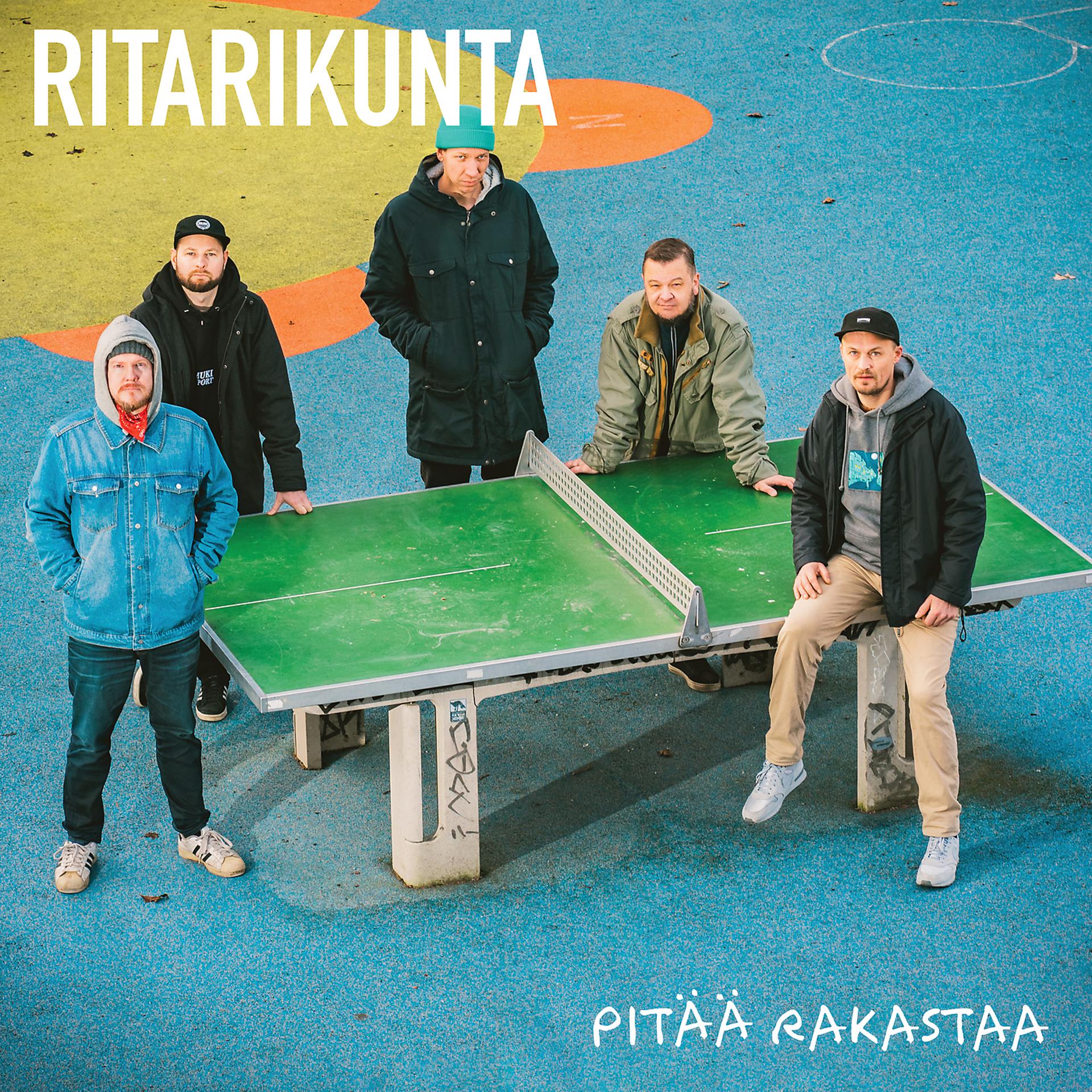 Постер альбома Pitää rakastaa