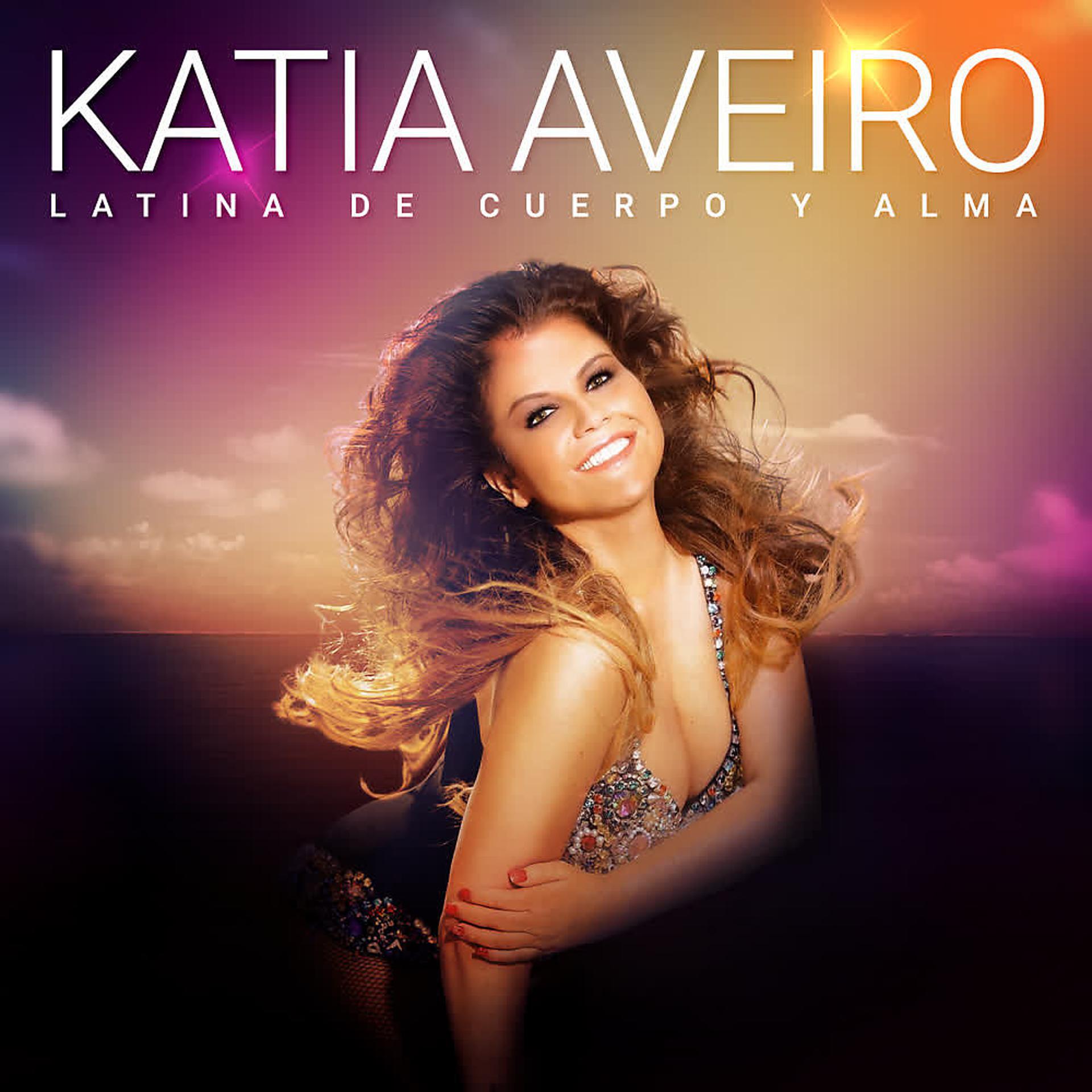 Постер альбома Latina de Cuerpo y Alma