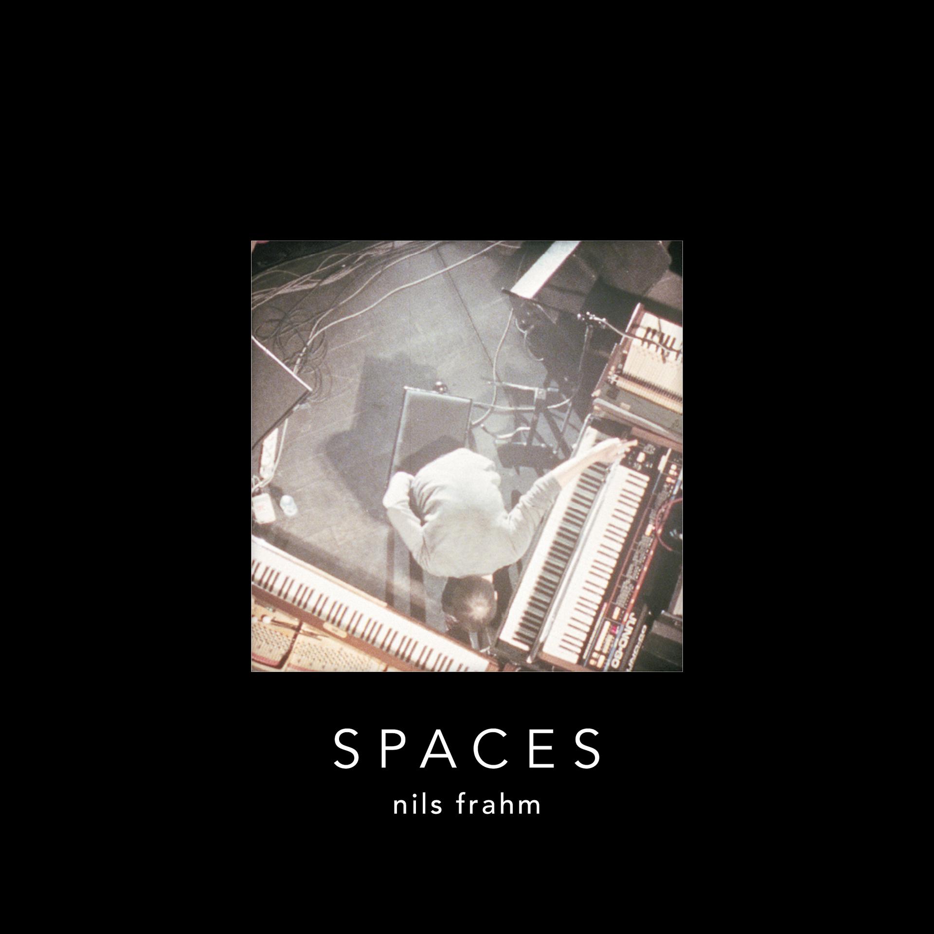 Постер альбома Spaces