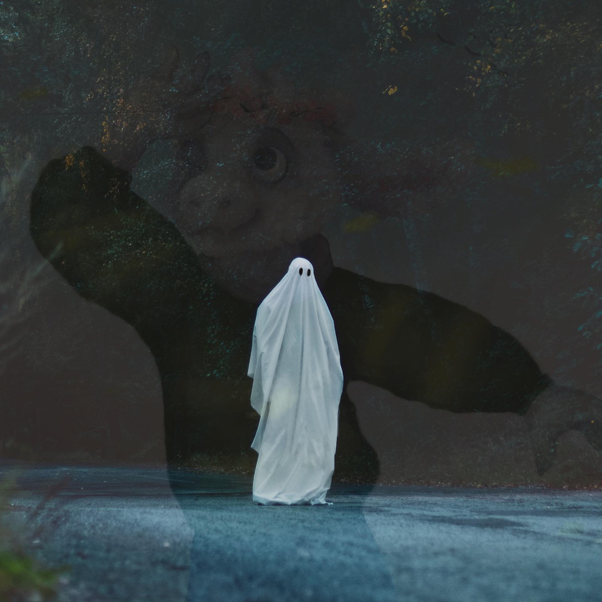 Постер альбома snowdin / love my ghost