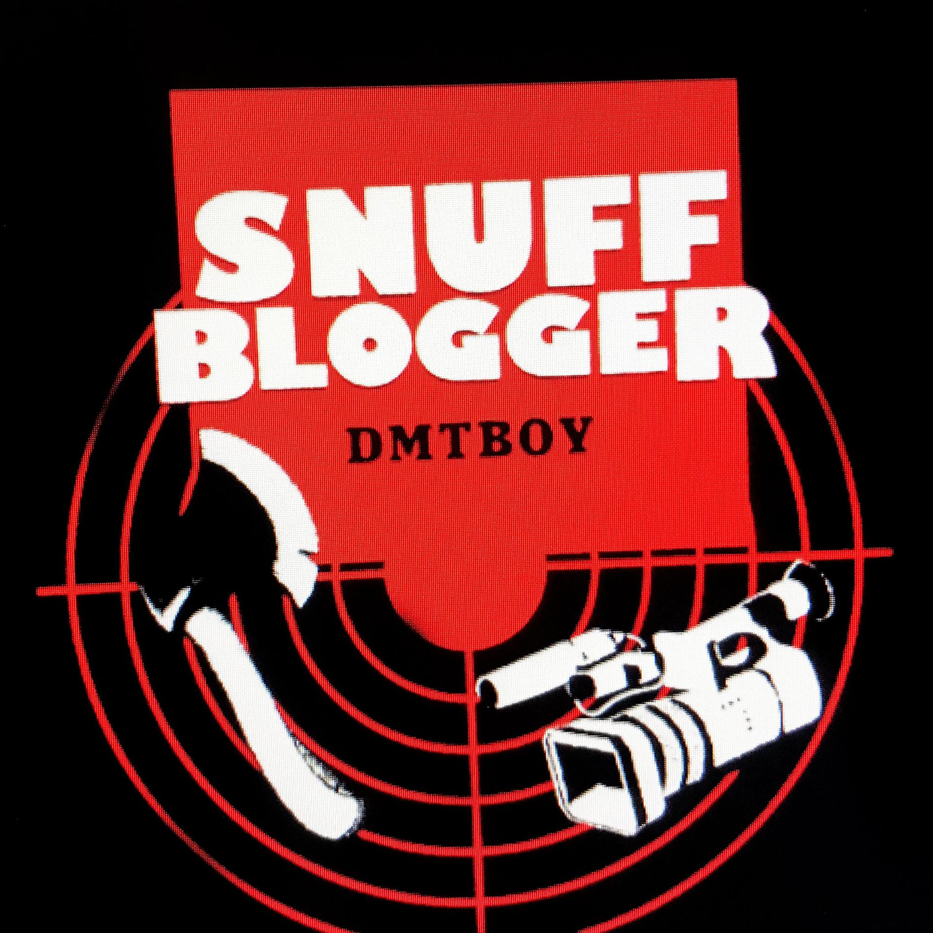Постер альбома SNUFF BLOGGER