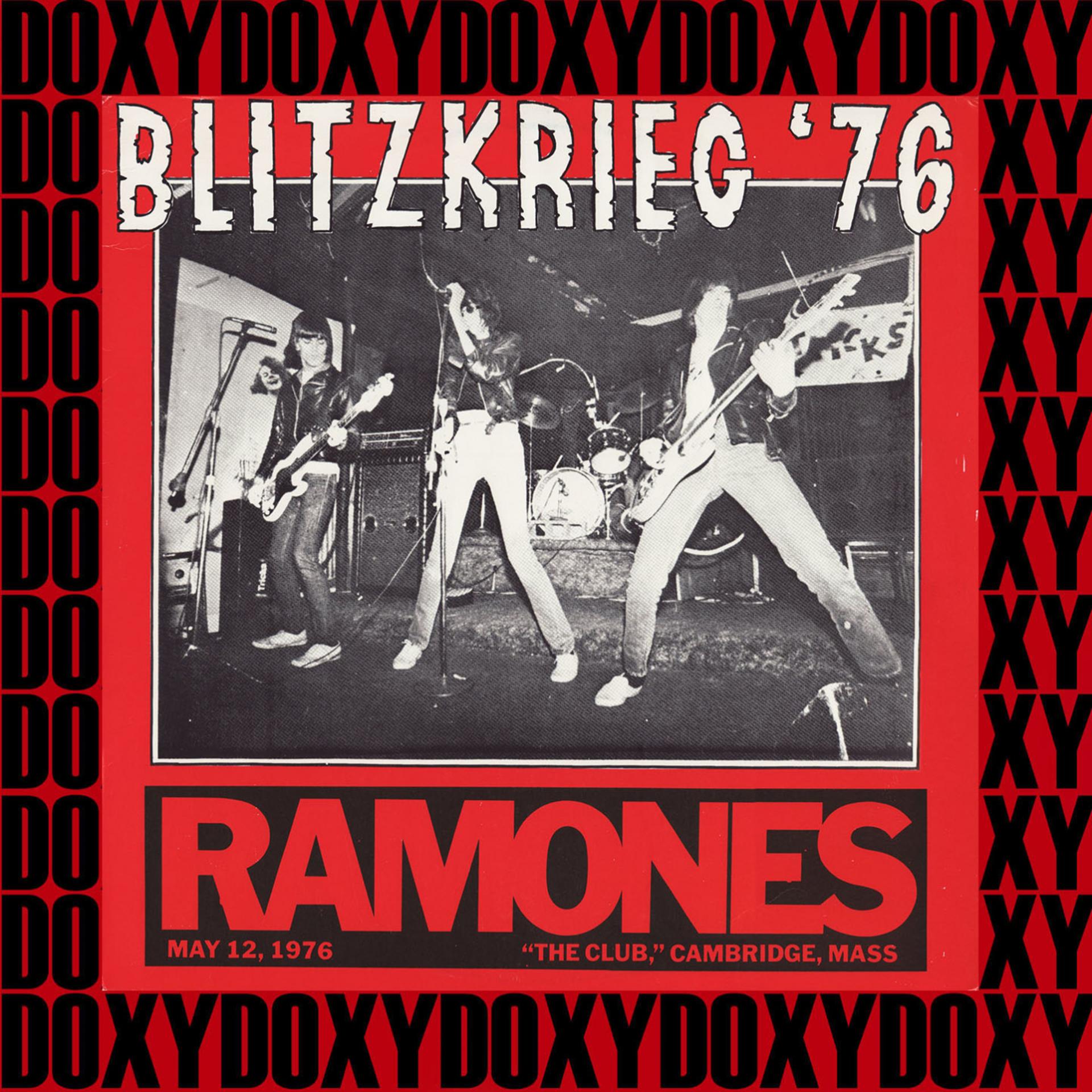 Постер альбома Blitzkrieg 1976 (Doxy Collection, Remastered, Live)