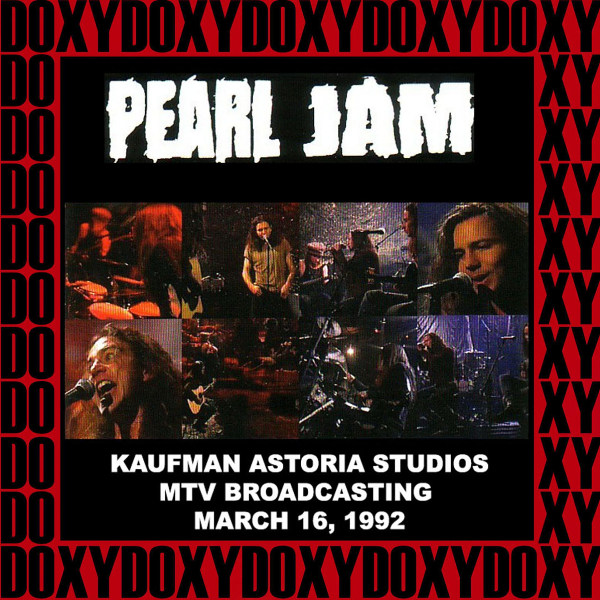 Постер альбома Kaufman Astoria Studios, New York, March 16th, 1992 (Doxy Collection, Remastered, Live on MTV Broadcasting)
