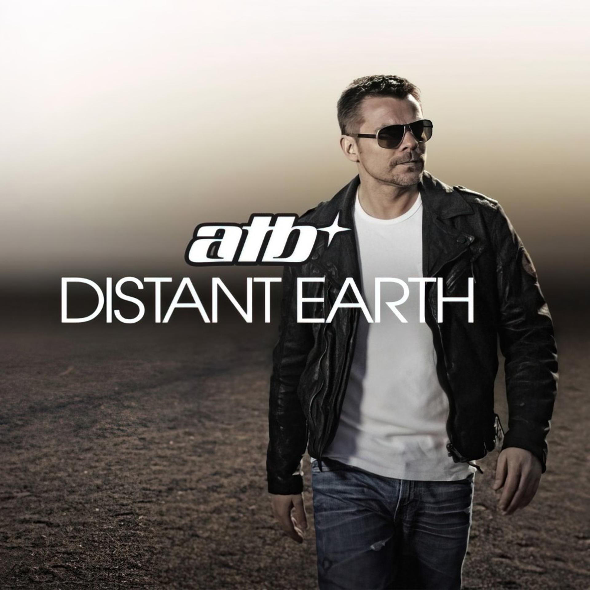 Постер альбома Distant Earth (Deluxe Version)